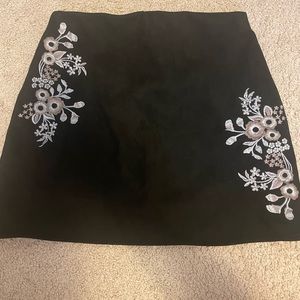 Velvet black skirt